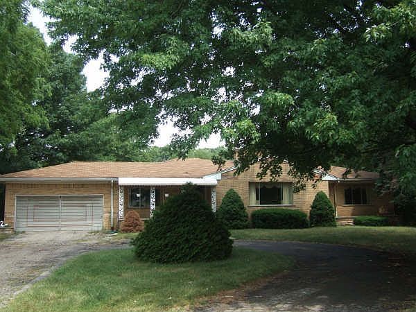 Auction Saturday August 25th