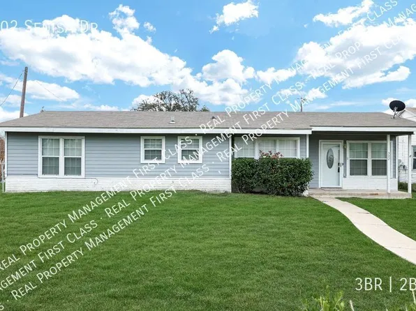 302 Senisa Dr, San Antonio, TX 78228