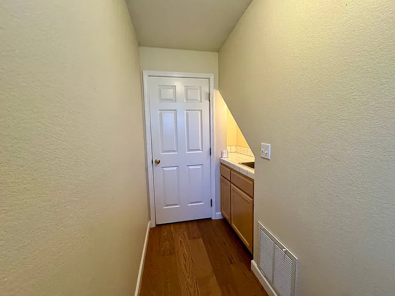 245 Incline Dr — Photo 32