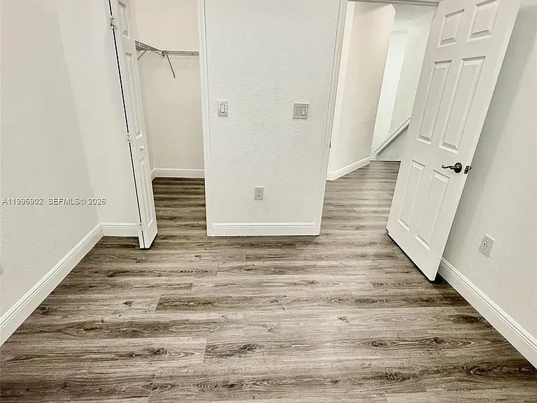 11503 NW 89th St #218 — Photo 35