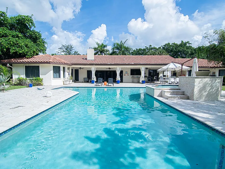 8208 Twin Lake Dr — Photo 13