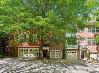 1124 Glenridge Pl, Sandy Springs, GA 30342