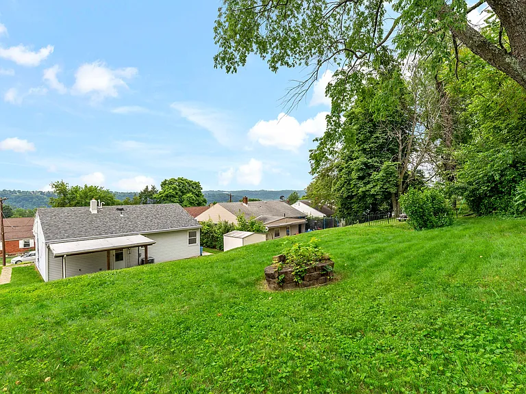 1330 Beverly Rd — Photo 20
