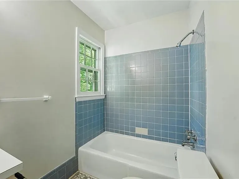 6817 N Bellefontaine Ave — Photo 29