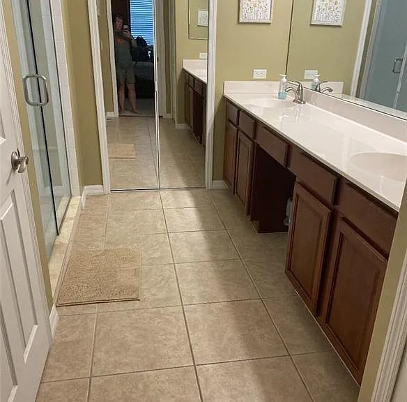 1405 Tiffany Ln #1408 — Photo 11