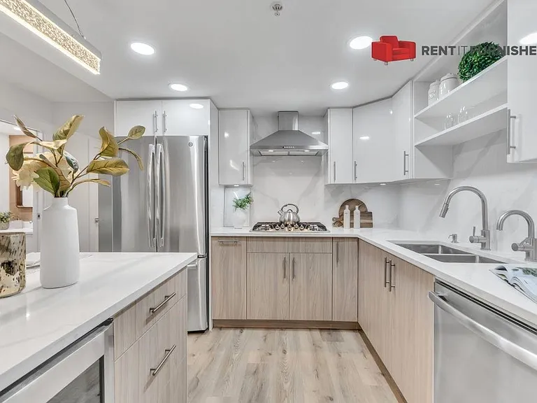 1125 Homer St — Photo 9