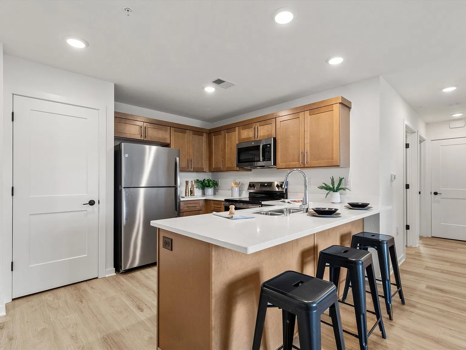 Meadow Estates Apartments — Photo 3
