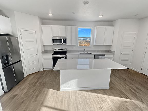 500 S Denver Ave 12E Kitchen View 2
