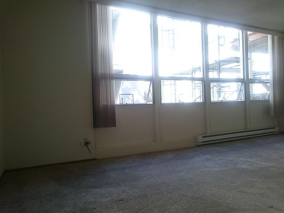 2nd image of 1421 Bellevue Ave #A