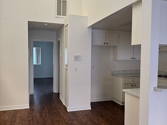 4th image of 2300 E Westport Dr #9351e04dd
