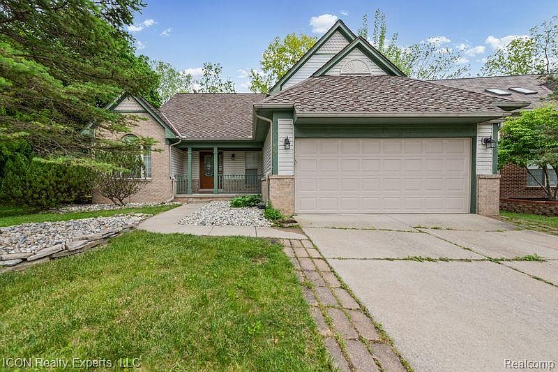 1st image of 5367 High Ridge Dr