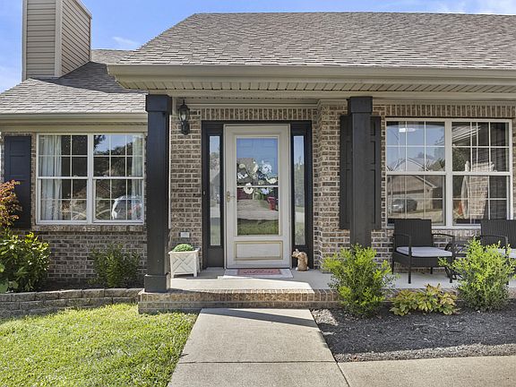 5th image of 121 Caffrey Ct