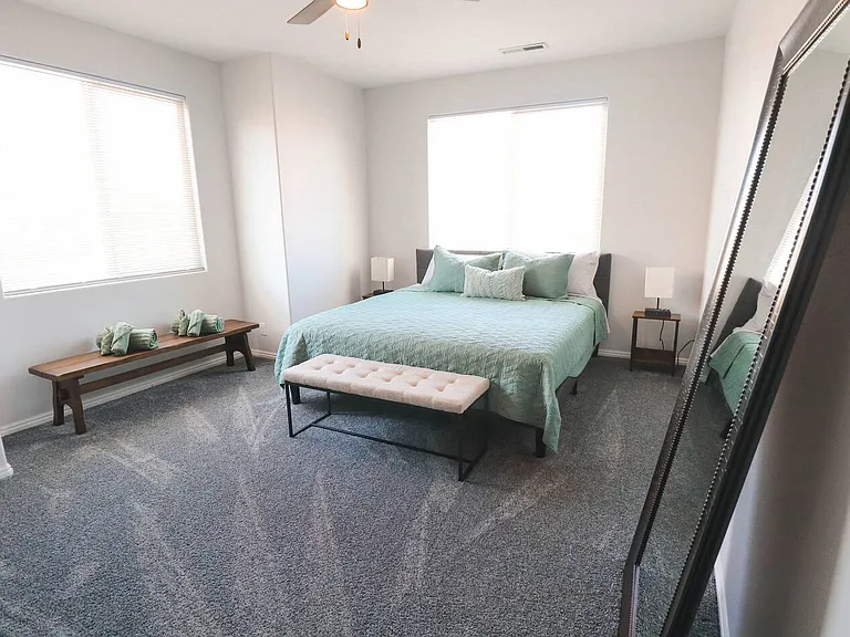 134 Shade Tree Ln #B — Photo 3