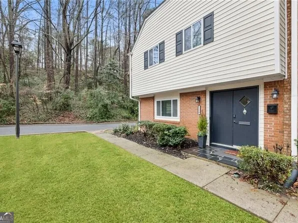 7114 Stonington Dr, Atlanta, GA 30328