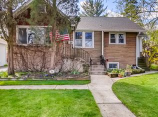 309 E Washington St, Villa Park, IL