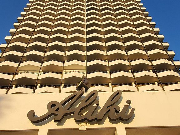 3rd image of 2828 N Atlantic Ave #P040