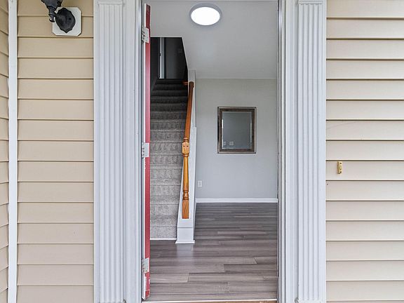 4th image of 6 Stepney Ct