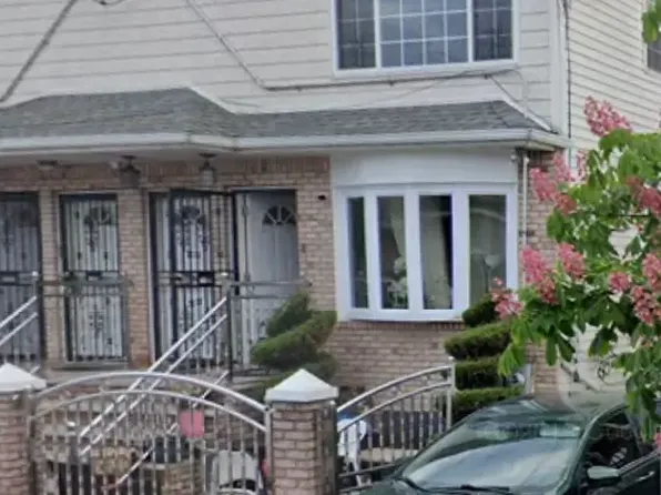 748 Drew St, Brooklyn, NY 11208