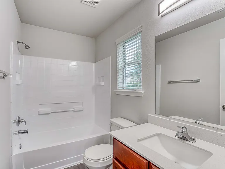 13102 Aiden Cir — Photo 22