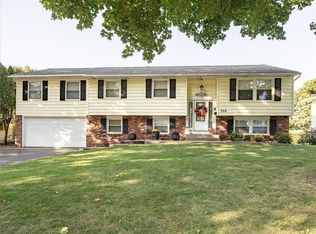 350 Churchill Dr, Rochester, NY 14616