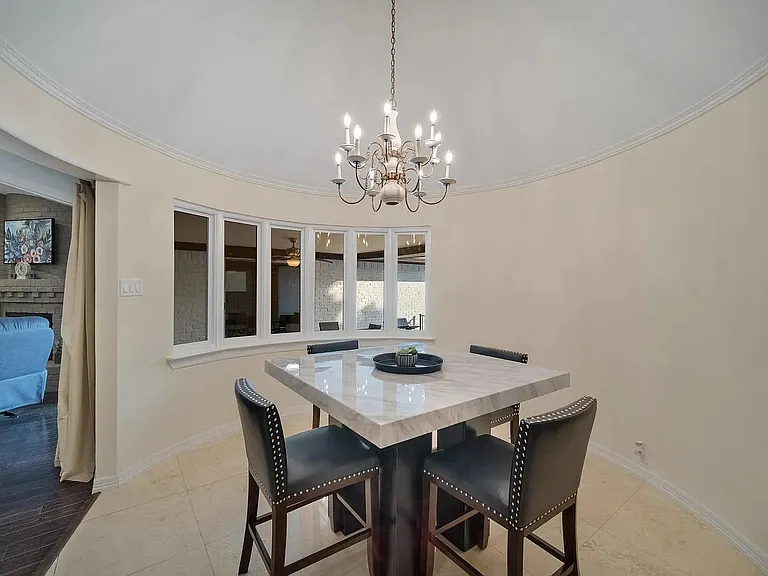 9652 Arborhill Dr — Photo 3