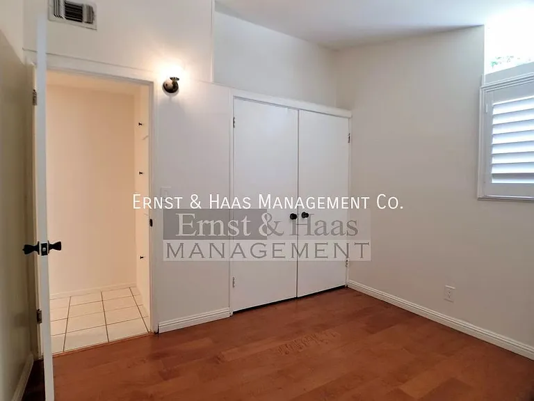 3310 E Curry St — Photo 27