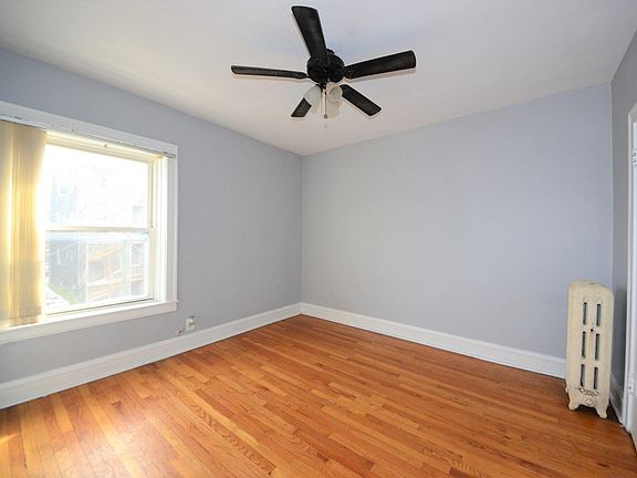 5th image of 6343 N Oakley Ave #2