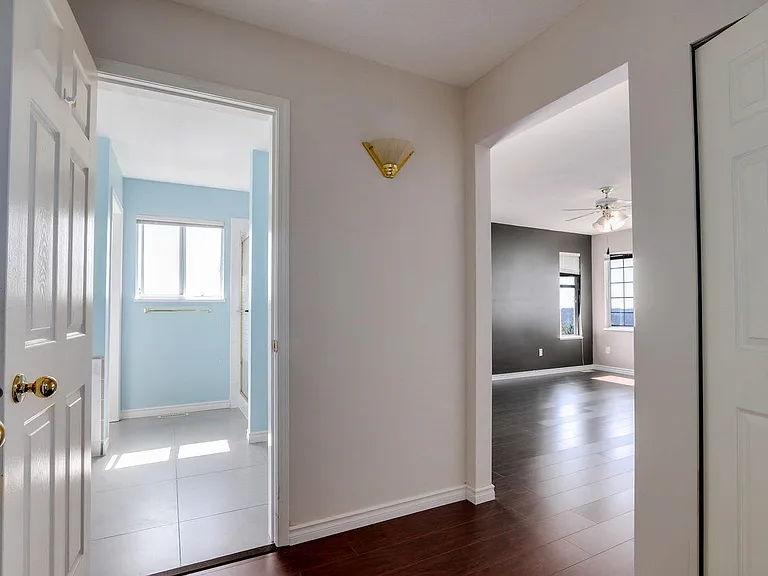 2657 Sandstone Cres #UPPER FLOOR — Photo 25