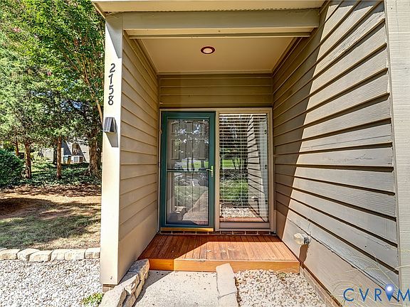 3rd image of 2758 Old Point Dr