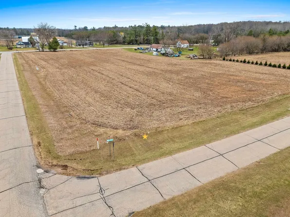 Kingfisher Ln #3, Oconto Falls, WI 54154