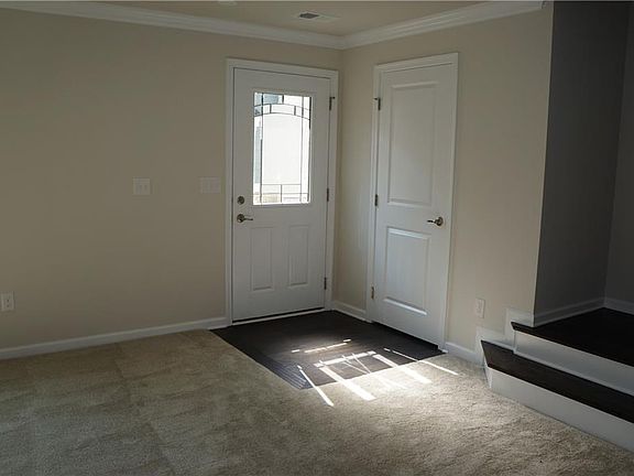 3rd image of 508 Charles Porteus Ln