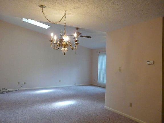 2nd image of 191 NE Villas Ct