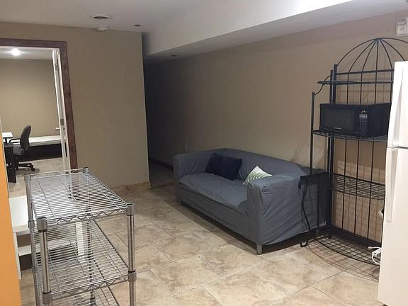 4th image of 1824 W Diamond St #Basement