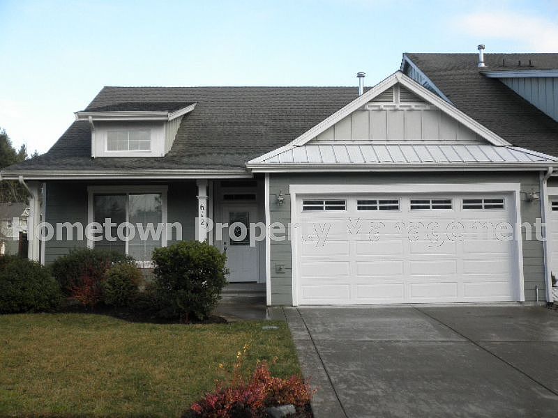 1st image of 612 Miter Dr NW
