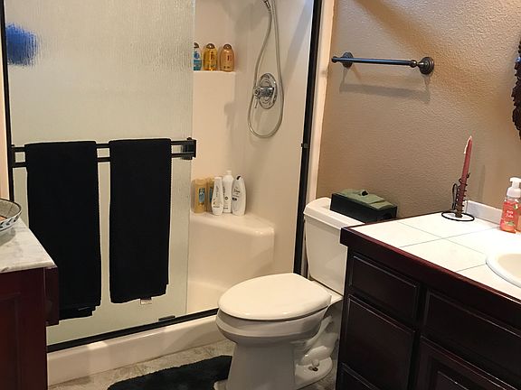 2nd image of 850 Singler Way