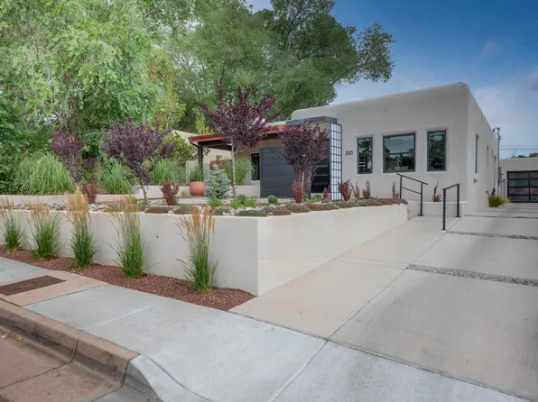 320 Wellesley Pl NE, Albuquerque, NM 87106