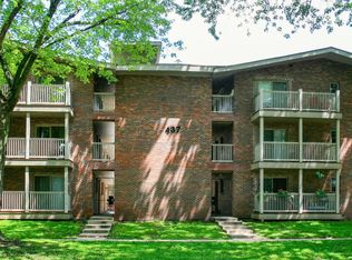 437 W Edwards St #D45, Springfield, IL 62704