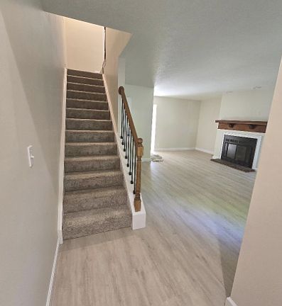 2nd image of 3139 Gracemore Ave #3139
