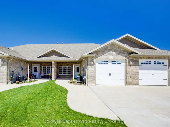 103 Broomer Cres, Wellington North, ON N0G 2L4