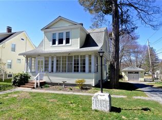 195 White Plains Rd, Trumbull, CT 06611