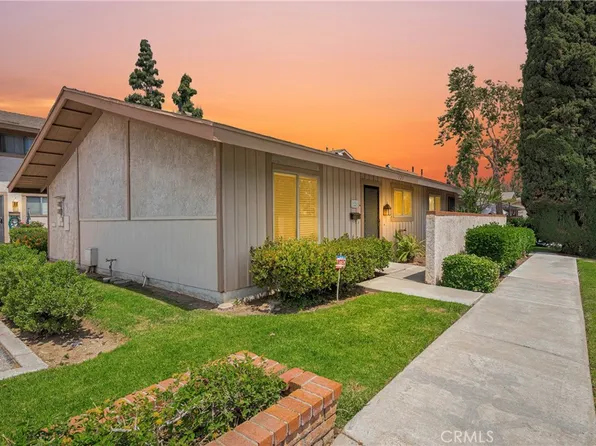 121 Doverfield Dr #61, Placentia, CA 92870