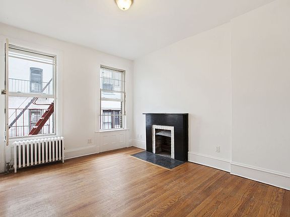 3rd image of 23 Grove St APT 3D
