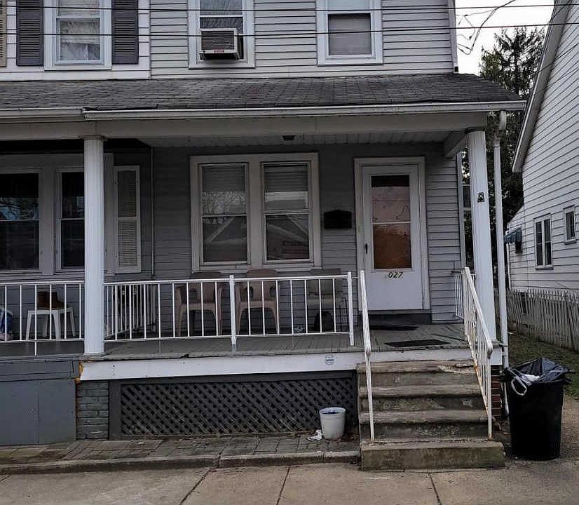 1st image of 1027 Revere Ave
