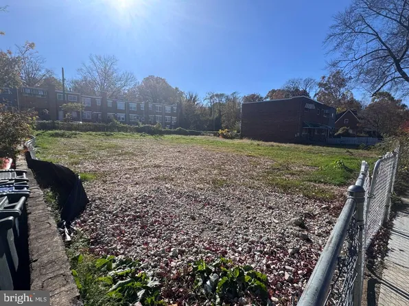 4333 Hayes St NE, Washington, DC 20019