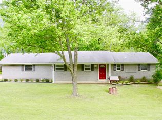 13677 E Crestview Rd, Claremore, OK 74019