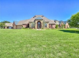 138 E Ranchwood Dr, Moore, OK 73160