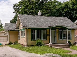 833 21st St SE, Cedar Rapids, IA 52403