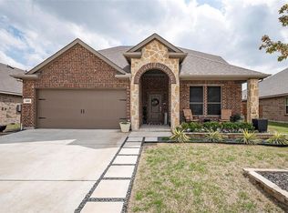225 Virginia Ct, Fate, TX 75189