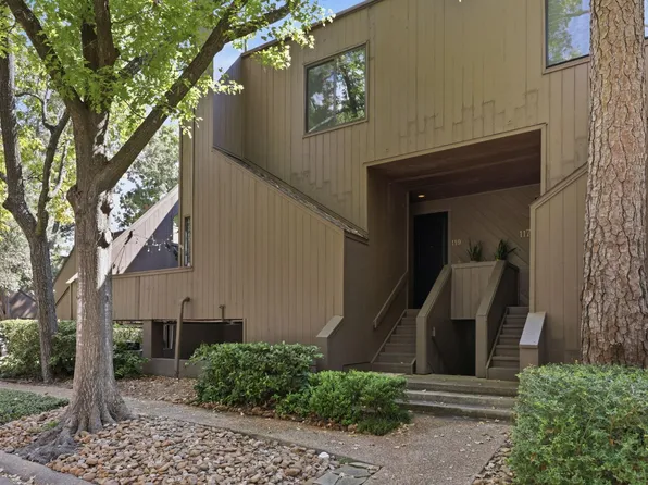 119 Litchfield Ln, Houston, TX 77024