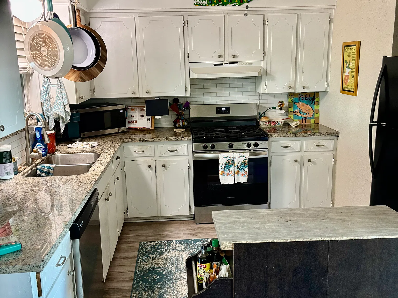 2 bed, 1.5 bath, 912 sqft, $1,700 — Photo 3